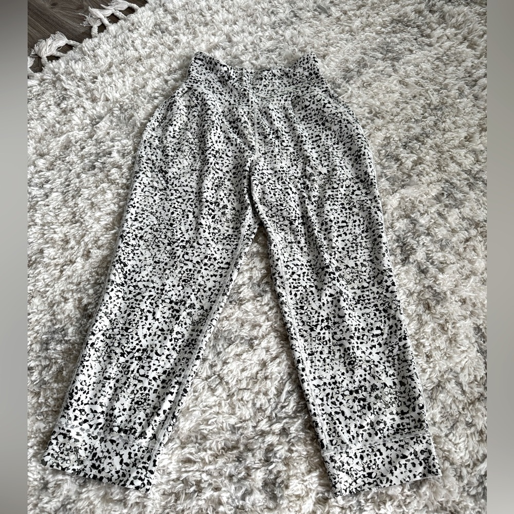 Women’s power soft joggers ✨